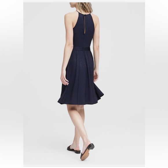 Banana Republic Navy Polka‎ Dot Pleated Fit & Flare Dress, Women’s Size 8 - Picture 2 of 13